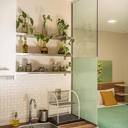 Olive Lemon Biophilic House & Lush Forest Garden Hébergement de vacances Vámos
